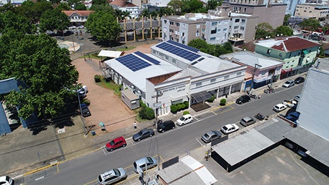 LEGISLATIVO E DMS ENGENHARIA ELÉTRICA ASSINAM CONTRATO PARA INSTALAÇÃO DE PLACAS DE ENERGIA FOTOVOLTAICA